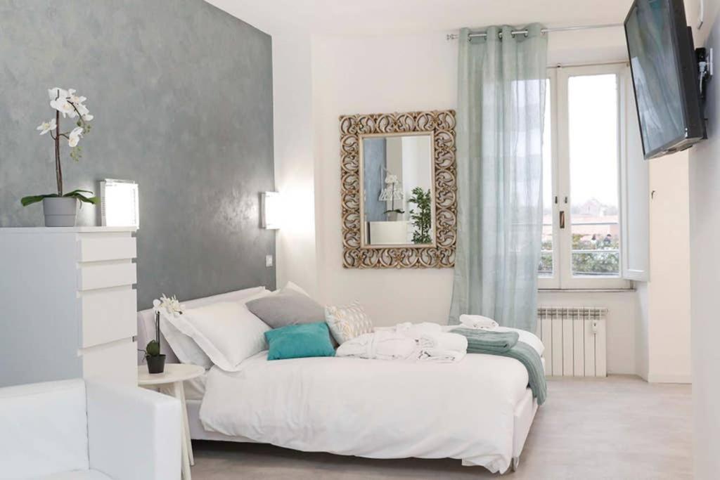 White Panoramic Jacuzzi Suite Trastevere - Top Collection Roma Eksteriør bilde
